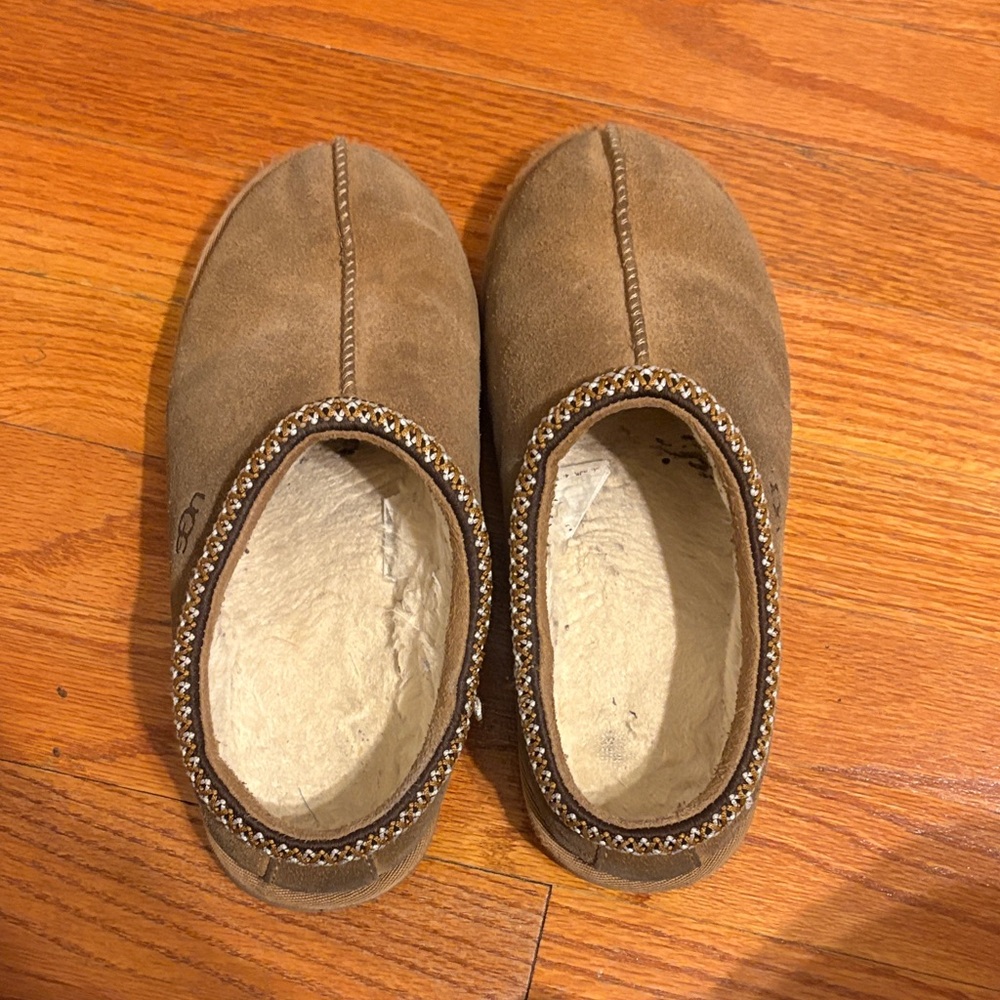Tasman UGGS